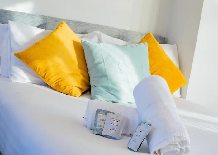 Centre House With Parking Feriehus Galway