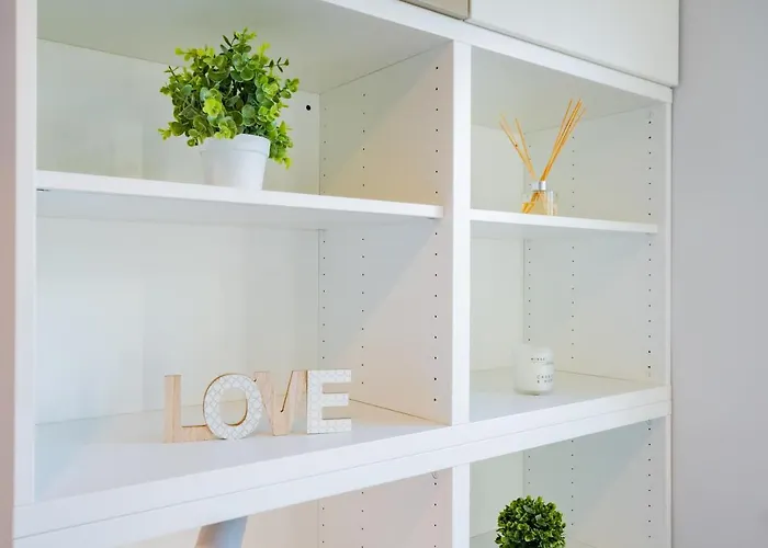 Centre House With Parking Голуэй