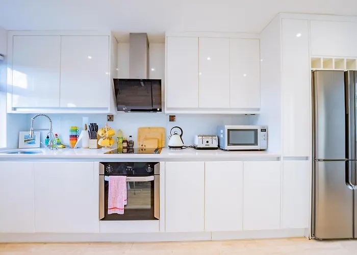 Centre House With Parking * Galway